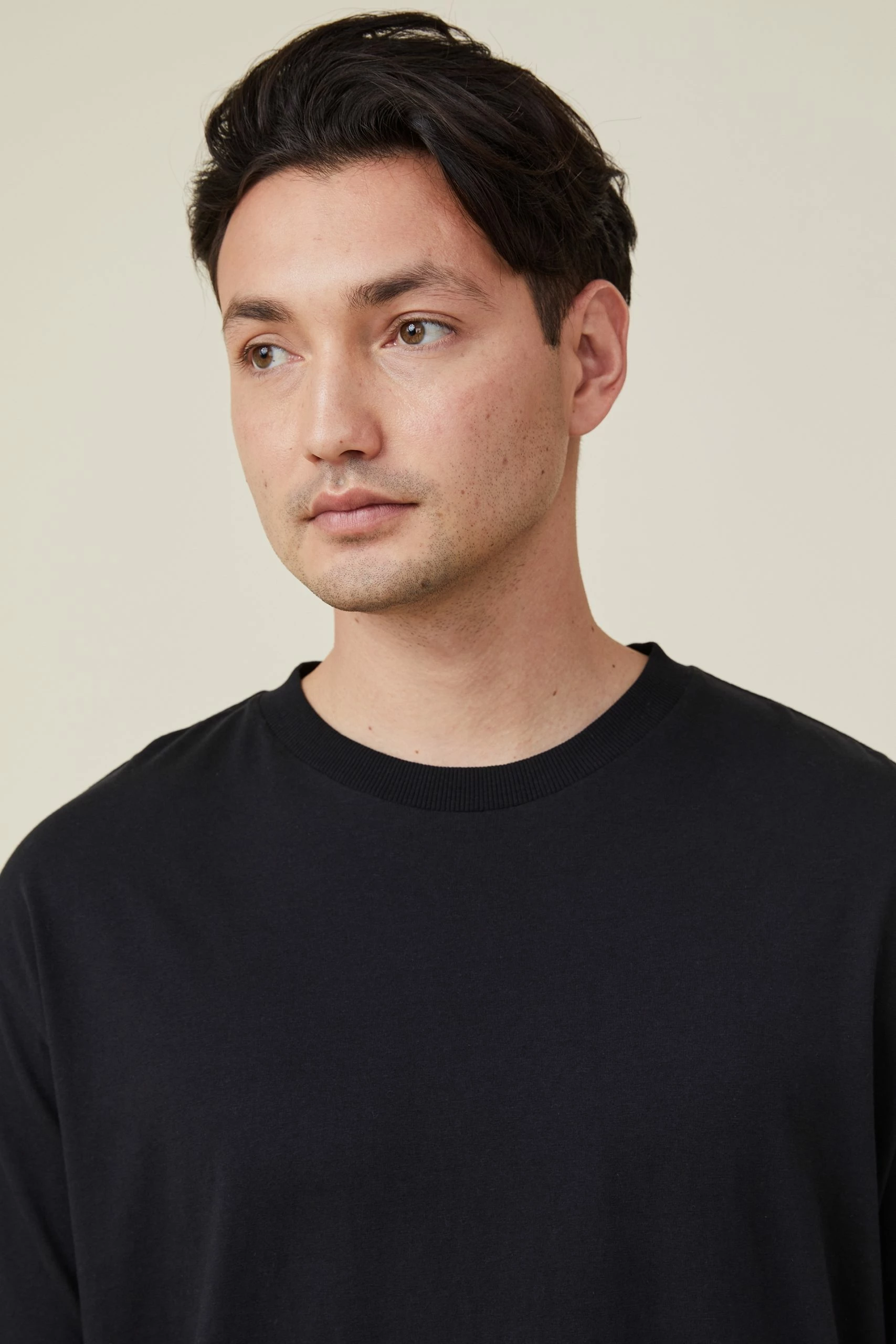 Cotton On Men Organic Loose Fit T-Shirt 4 Cotton On Men Organic Loose Fit T-Shirt - Image 2