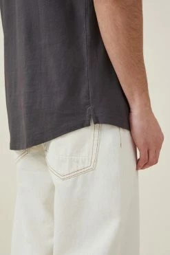 Cotton On Men Organic Longline T-Shirt 10 Cotton On Men Organic Longline T-Shirt -Cotton Shop 3611222 04 4