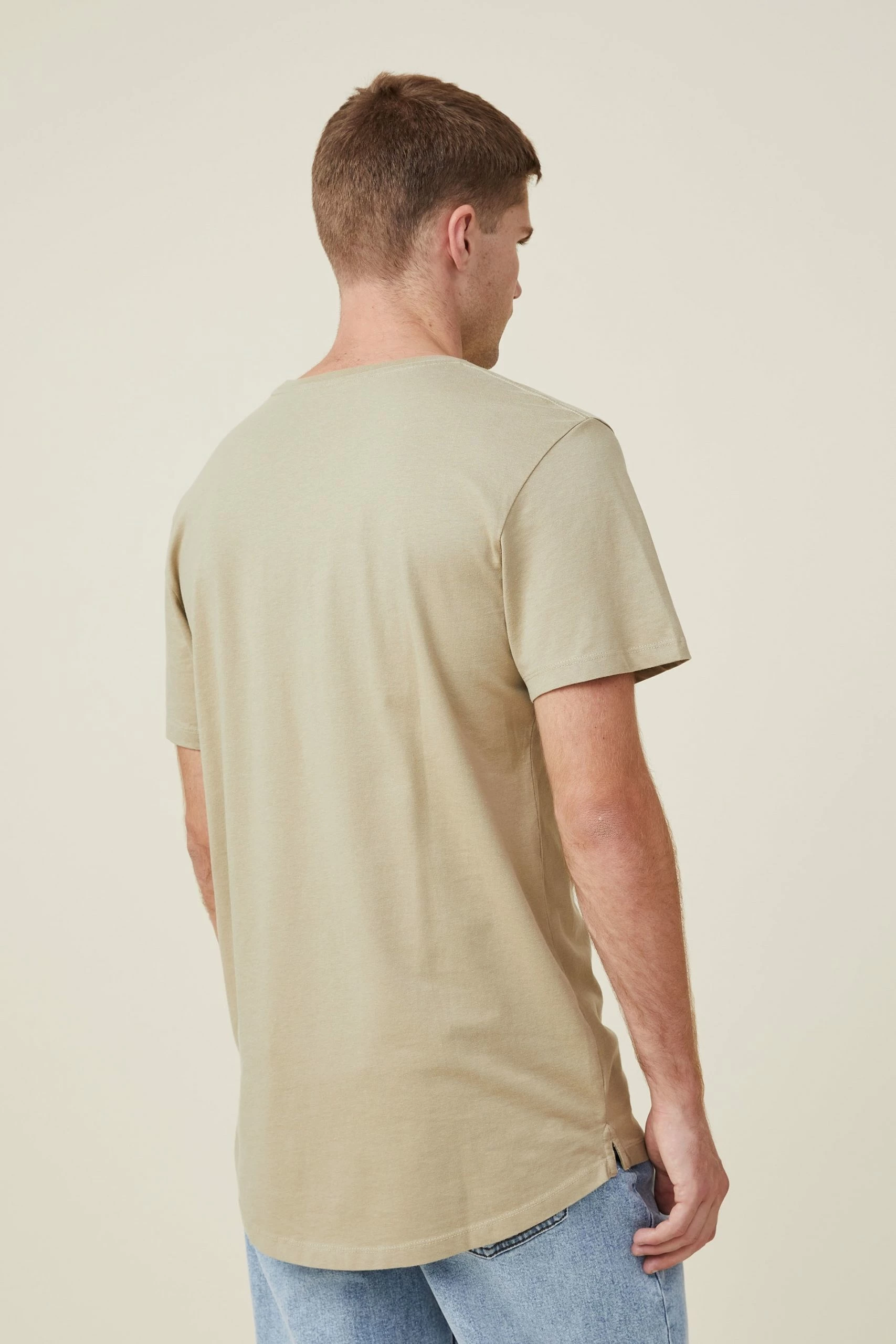 Cotton On Men Organic Longline T-Shirt 5 Cotton On Men Organic Longline T-Shirt - Image 3