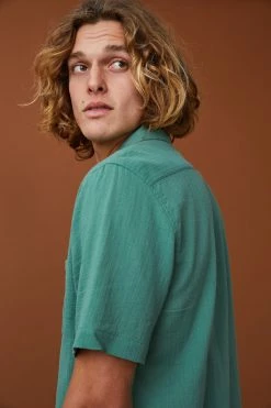 Cotton On Men Riviera Short Sleeve Shirt 9 Cotton On Men Riviera Short Sleeve Shirt -Cotton Shop 3611255 39 4