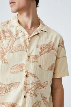 Cotton On Men Riviera Short Sleeve Shirt 9 Cotton On Men Riviera Short Sleeve Shirt -Cotton Shop 3611255 67 4