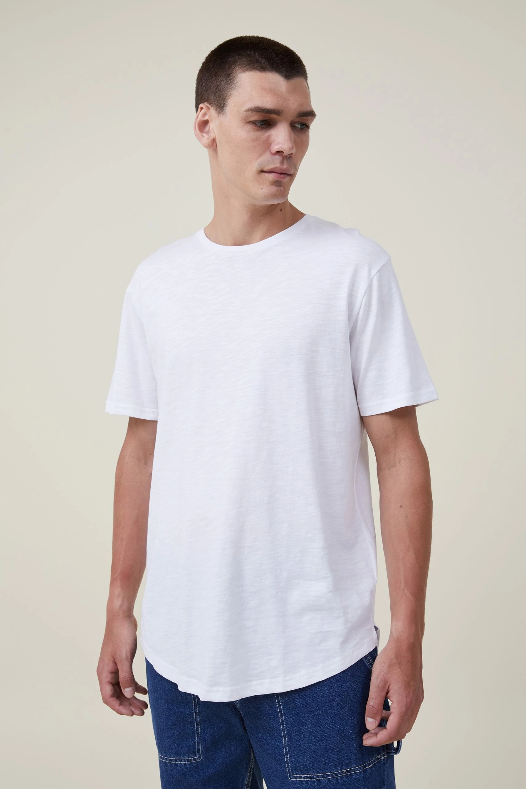 Cotton On Men Scooped Hem T-Shirt 3 Cotton On Men Scooped Hem T-Shirt