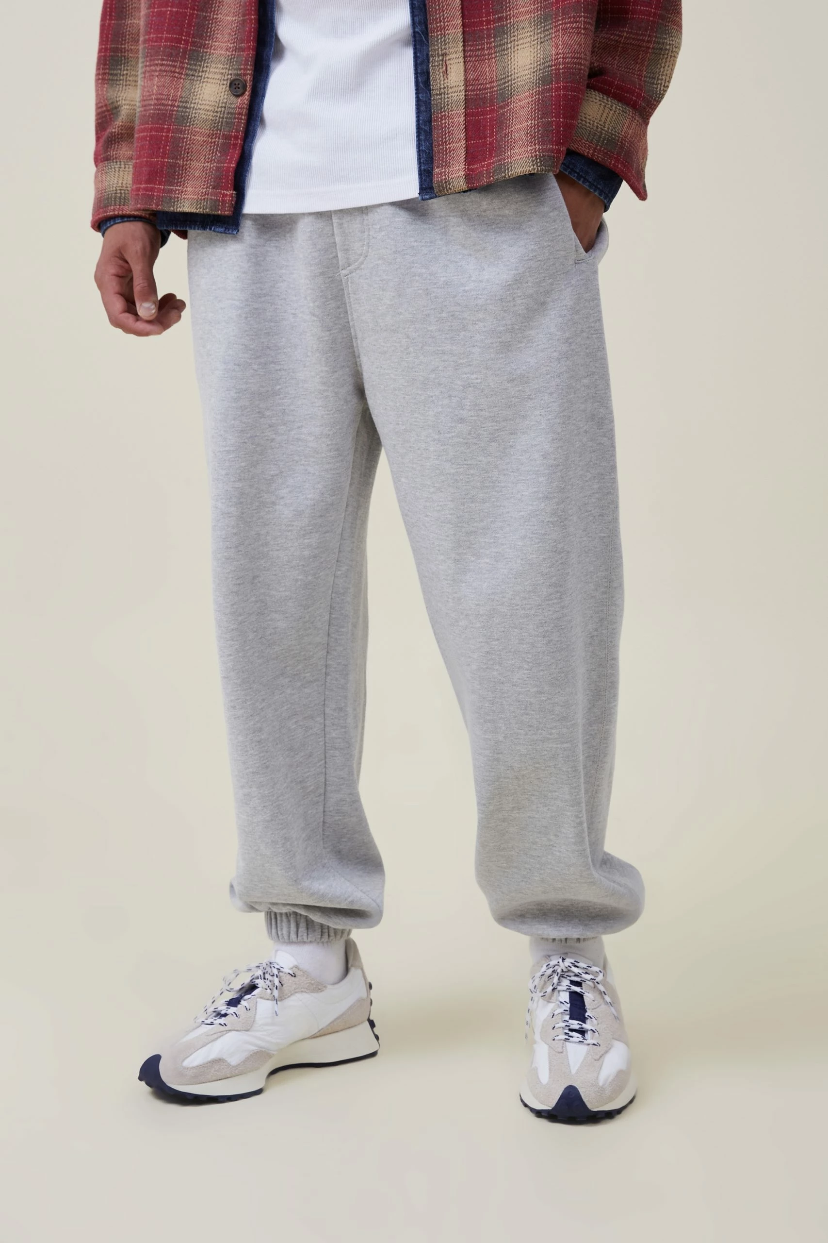 Cotton On Men Loose Fit Track 5 Cotton On Men Loose Fit Track - Image 3