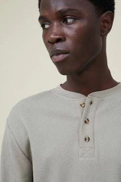 Cotton On Men Textured Long Sleeve Tshirt -Cotton Shop 3611693 37 4