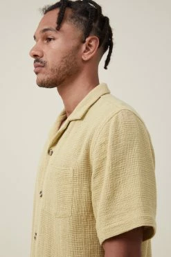 Cotton On Men Palma Short Sleeve Shirt 10 Cotton On Men Palma Short Sleeve Shirt -Cotton Shop 3611928 14 4