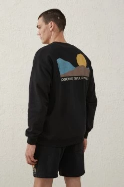 Cotton On Men Active Graphic Fleece Short -Cotton Shop 3611965 10 3