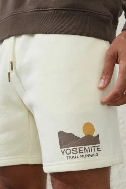 Cotton On Men Active Graphic Fleece Short -Cotton Shop 3611965 11 4