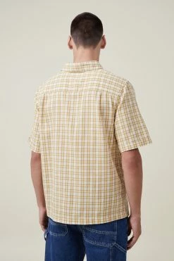 Cotton On Men Eddie Short Sleeve Shirt -Cotton Shop 3612032 07 3