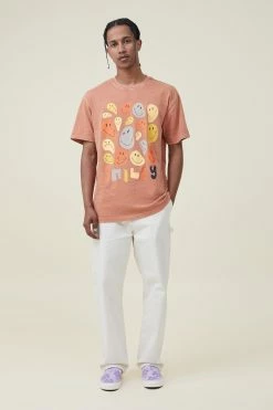 Cotton On Men Smiley Loose Fit T-Shirt -Cotton Shop 3612043 04 1