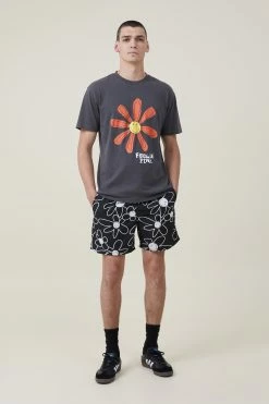 Cotton On Men Smiley Loose Fit T-Shirt 8 Cotton On Men Smiley Loose Fit T-Shirt -Cotton Shop 3612043 05 1