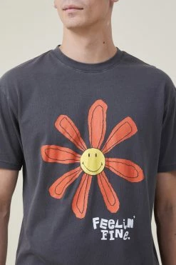 Cotton On Men Smiley Loose Fit T-Shirt 10 Cotton On Men Smiley Loose Fit T-Shirt -Cotton Shop 3612043 05 4