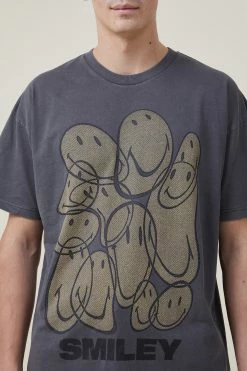 Cotton On Men Smiley Oversized T-Shirt 9 Cotton On Men Smiley Oversized T-Shirt -Cotton Shop 3612047 02 4