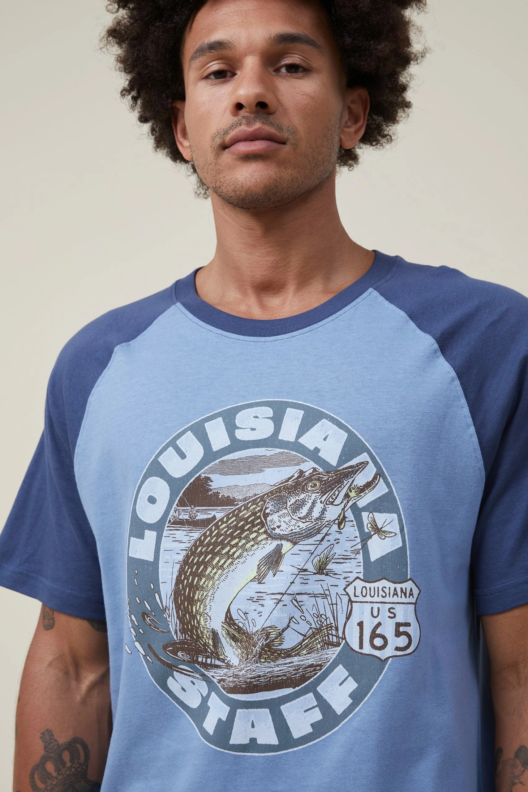 Cotton On Men Premium Loose Fit Souvenir T-Shirt 6 Cotton On Men Premium Loose Fit Souvenir T-Shirt - Image 4