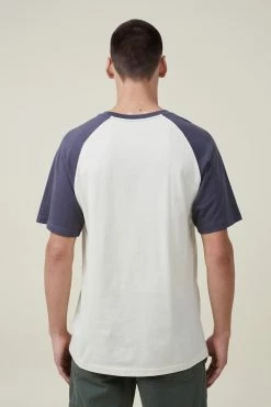 Cotton On Men Premium Loose Fit Souvenir T-Shirt -Cotton Shop 3612063 13 3