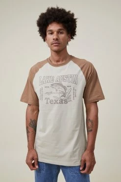 Cotton On Men Premium Loose Fit Souvenir T-Shirt