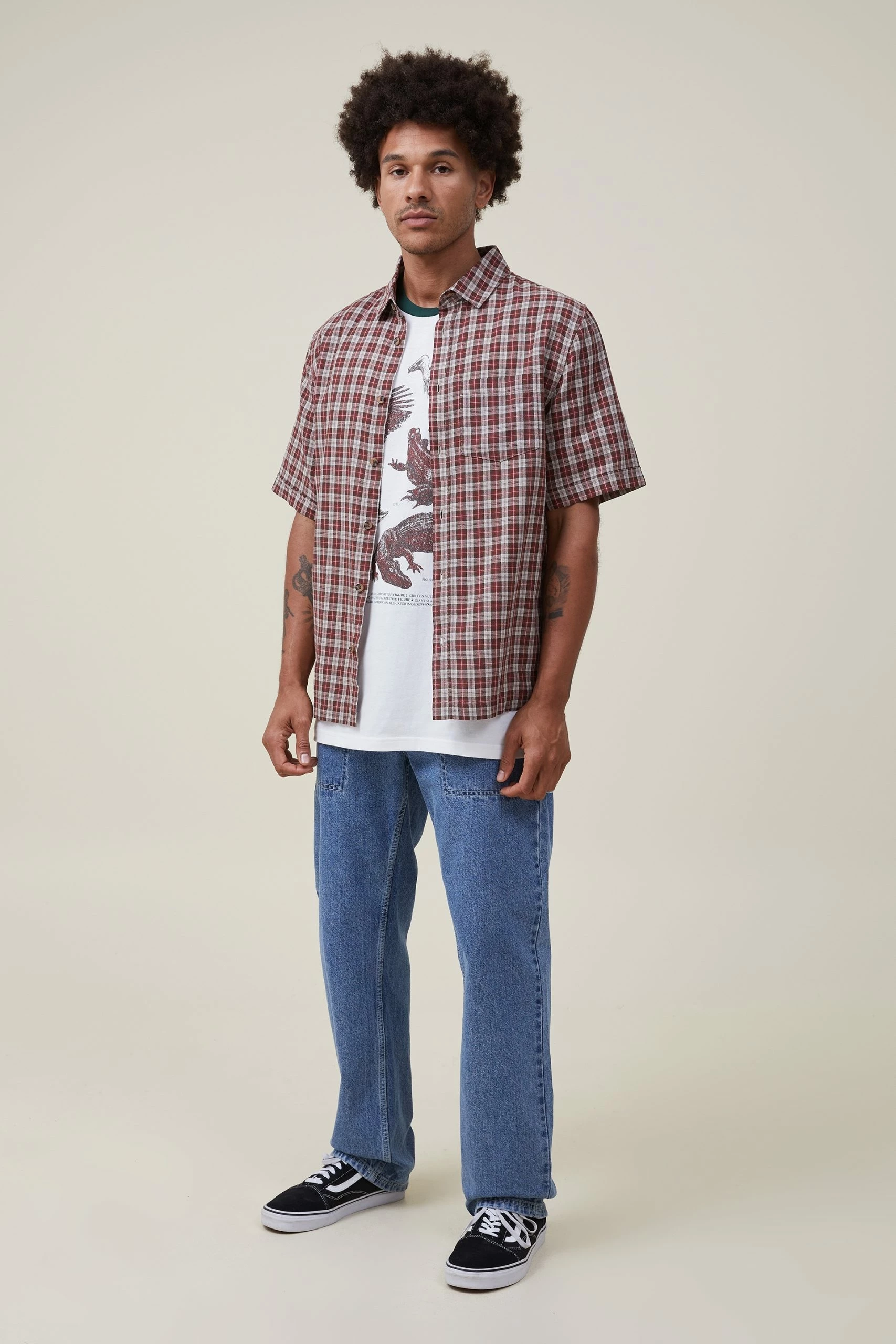 Cotton On Men Premium Loose Fit Souvenir T-Shirt 4 Cotton On Men Premium Loose Fit Souvenir T-Shirt - Image 2