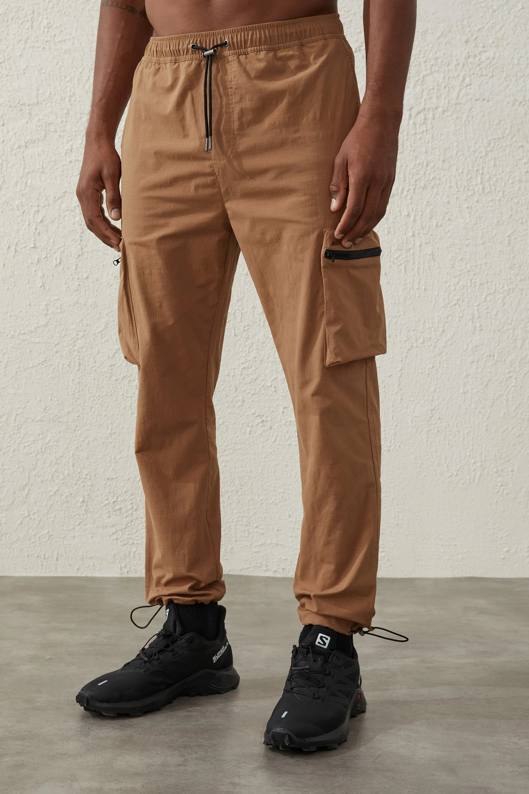 Cotton On Men Active Hyperlite Cargo 4 Cotton On Men Active Hyperlite Cargo - Image 2