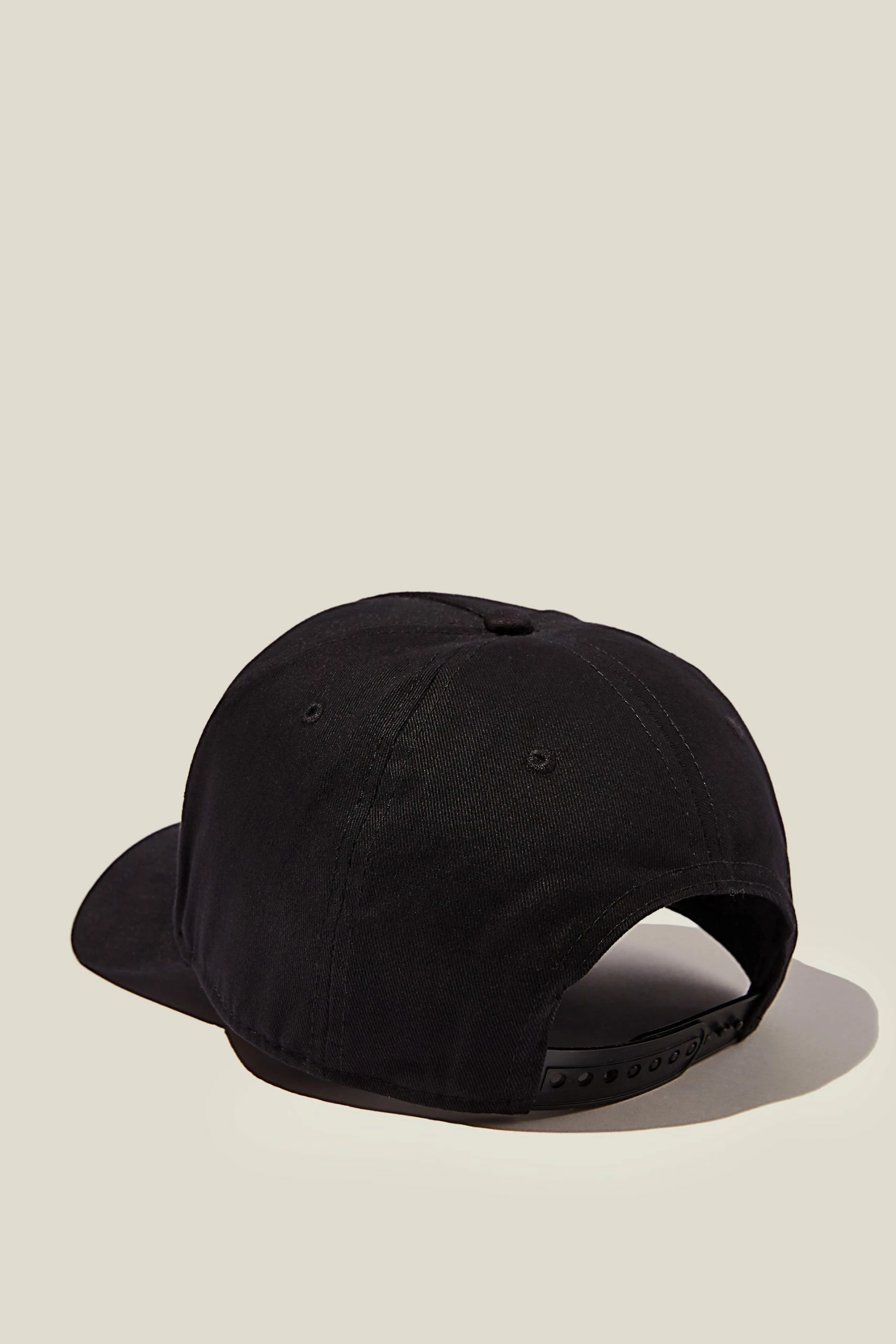 Cotton On Men Curved Peak Snapback 4 Cotton On Men Curved Peak Snapback - Image 2